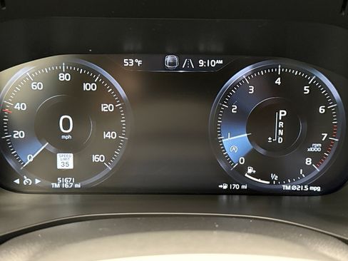 Used 2021 Volvo XC60 T5 Momentum image 13