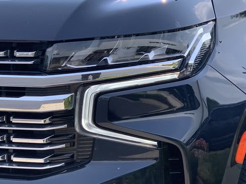 Used 2023 Chevrolet Tahoe Premier AWD/4WD image 6