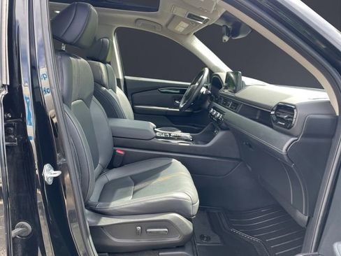 Certified 2023 Honda Pilot Touring image 15