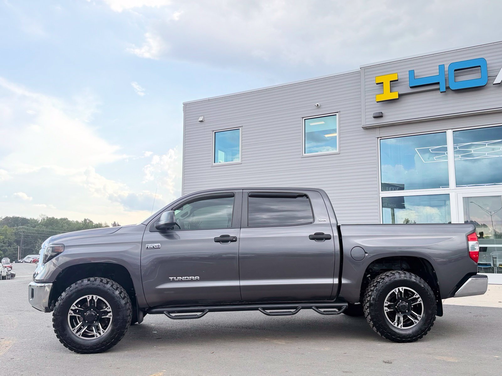 Used 2015 Toyota Tundra SR5 w/ SR5 Upgrade Package RWD image 14
