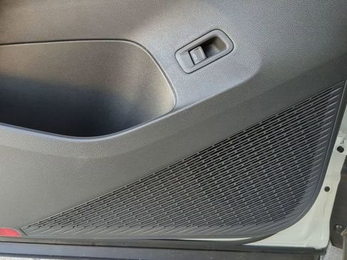 New 2026 Volkswagen Atlas Cross Sport SE w/ Panoramic Sunroof Package image 20