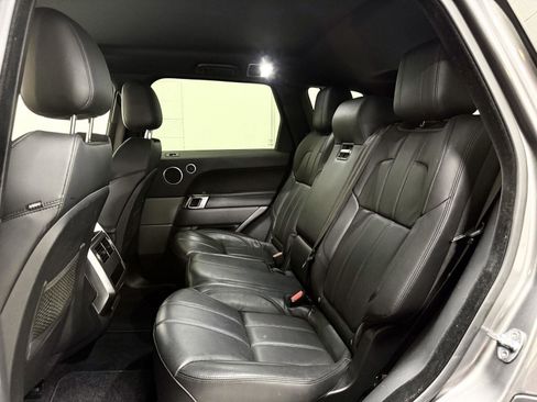 Used 2019 Land Rover Range Rover HSE AWD/4WD image 15