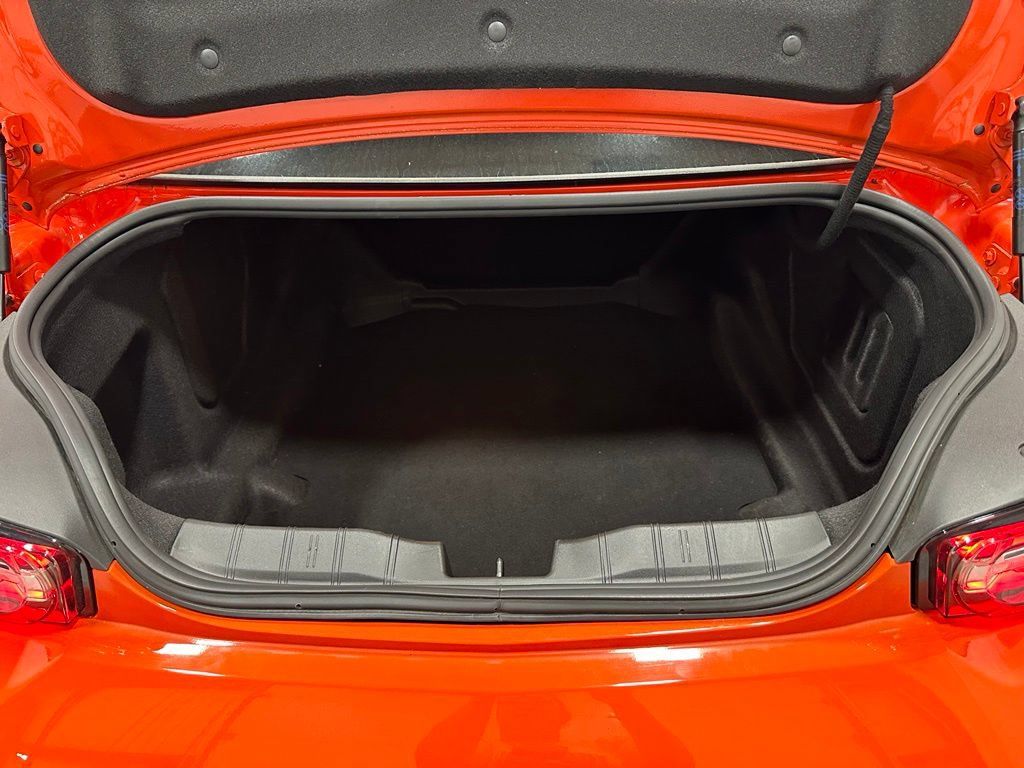 Used 2021 Chevrolet Camaro SS RWD image 43