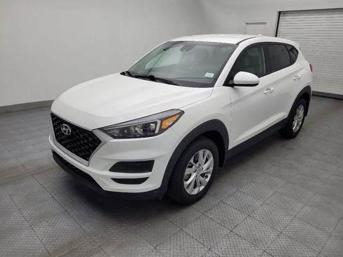 Used 2021 Hyundai Tucson SE image 2