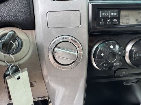 Used 2009 Toyota 4Runner SR5 image 24