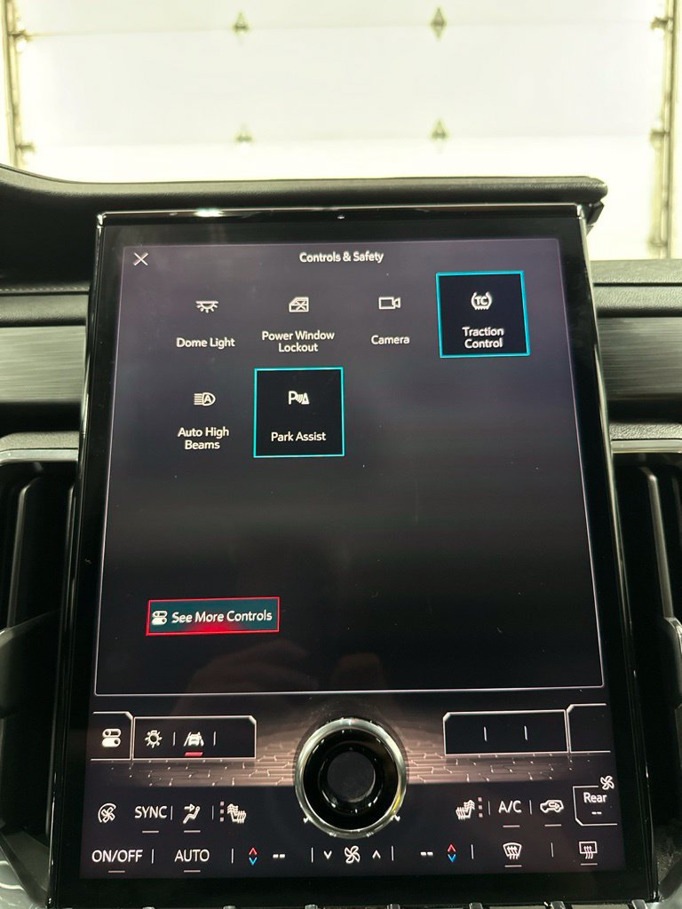 Used 2025 GMC Acadia Elevation AWD/4WD image 33