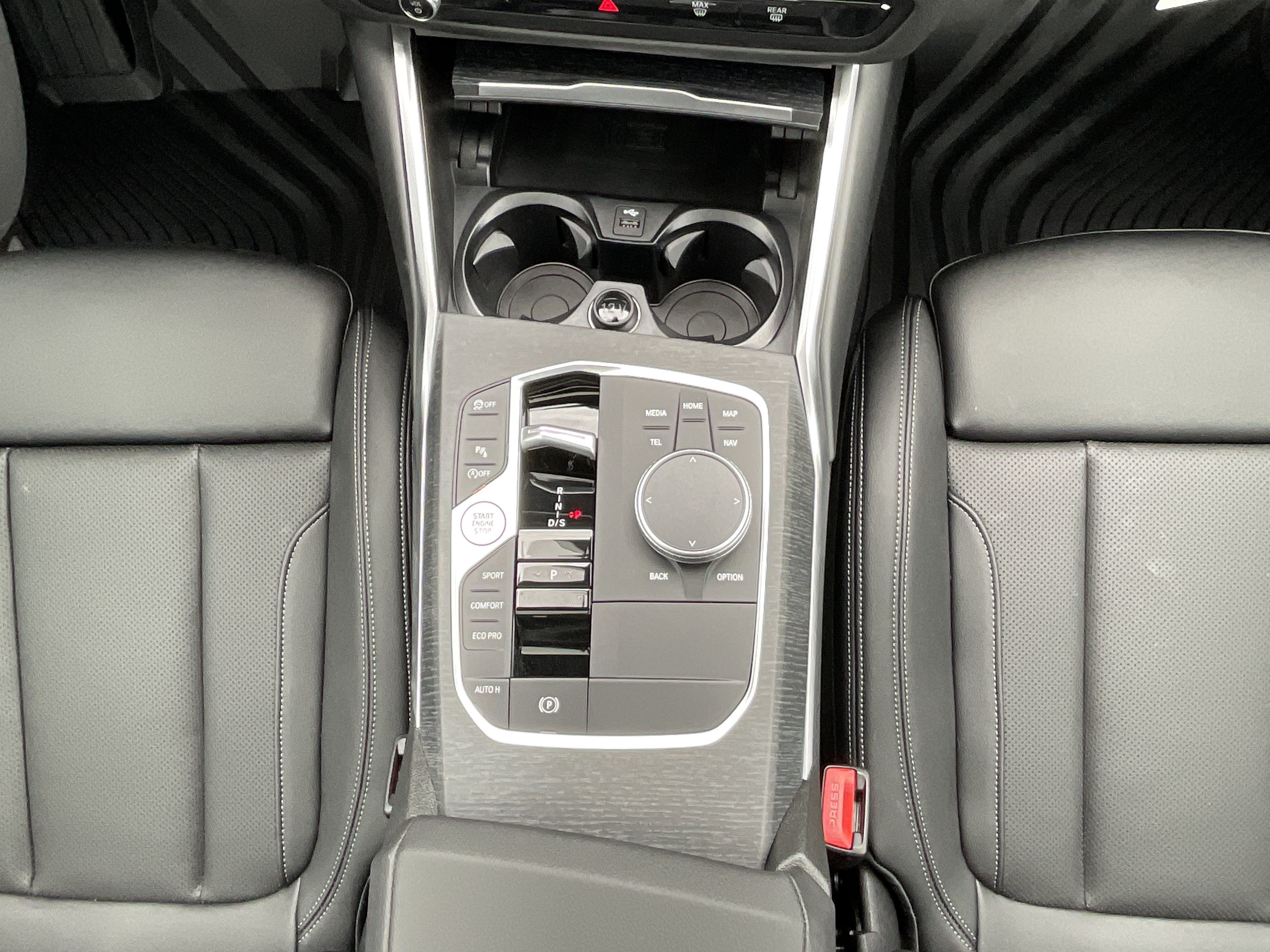 New 2026 BMW 230i Coupe w/ Convenience Package RWD image 18