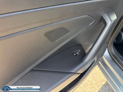 Used 2024 Volkswagen Jetta SE FWD image 26