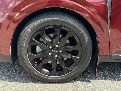 Used 2024 Kia Carnival SX Prestige FWD image 22
