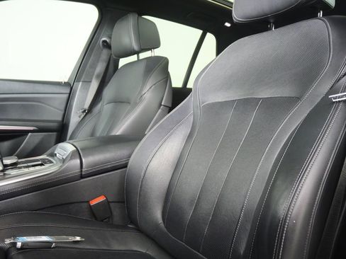 Used 2019 BMW X5 xDrive40i w/ Luxury Seating Package image 10