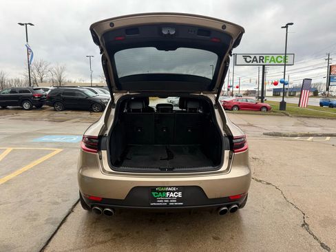 Used 2018 Porsche Macan S image 13