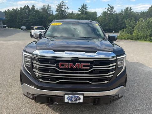 Used 2025 GMC Sierra 1500 SLT AWD/4WD image 2