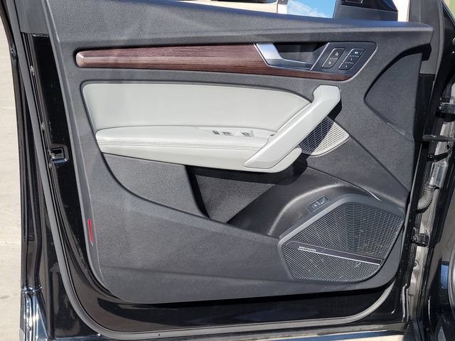 Used 2021 Audi Q5 Prestige AWD/4WD image 7