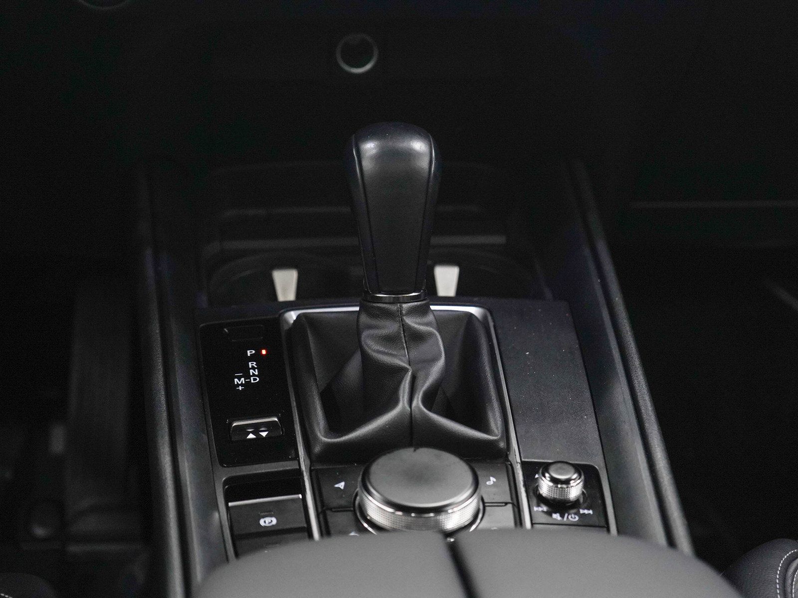 Used 2024 MAZDA CX-50 AWD 2.5 S w/ Premium Package image 19