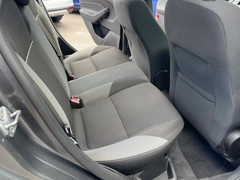 Used 2012 Ford Focus SE image 25