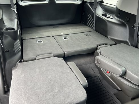 Used 2019 GMC Yukon Denali w/ Denali Ultimate Package AWD/4WD image 23