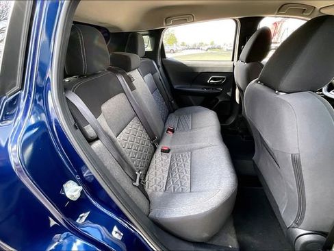 Certified 2025 Nissan Kicks SV image 21