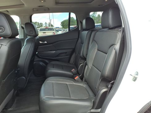 Used 2020 GMC Acadia SLT w/ LPO, Floor Liner Package AWD/4WD image 22