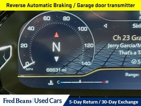 Used 2023 GMC Yukon XL Denali AWD/4WD image 18