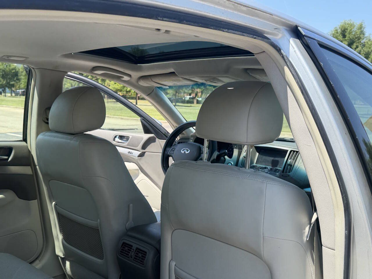 Used 2010 INFINITI G37 Journey w/ Premium Pkg RWD image 24