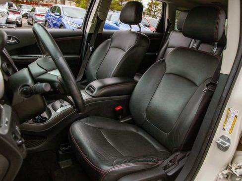 Used 2019 Dodge Journey GT AWD/4WD image 12