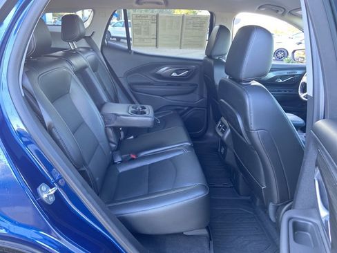 Used 2022 GMC Terrain SLT w/ LPO, Floor Liner Package image 13