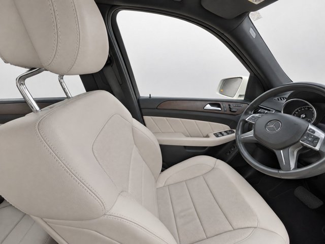 Used 2015 Mercedes-Benz GL 320 BlueTEC 4MATIC image 23