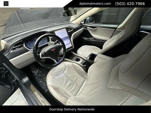 Used 2013 Tesla Model S Performance RWD image 16