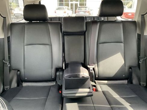 Used 2022 Toyota 4Runner Limited image 32