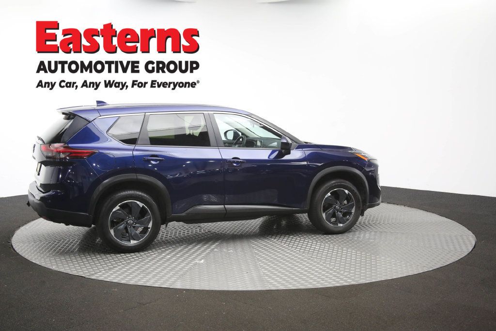 Used 2025 Nissan Rogue SV AWD/4WD image 47