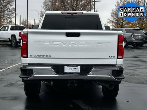 Used 2025 Chevrolet Silverado 3500 LTZ w/ LTZ Plus Package image 5