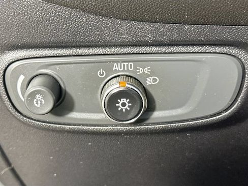 Used 2019 Chevrolet Equinox LT AWD/4WD image 21