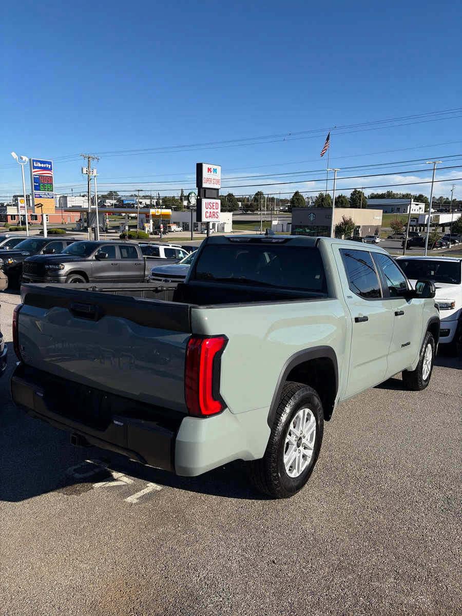 Used 2025 Toyota Tundra SR5 AWD/4WD image 16