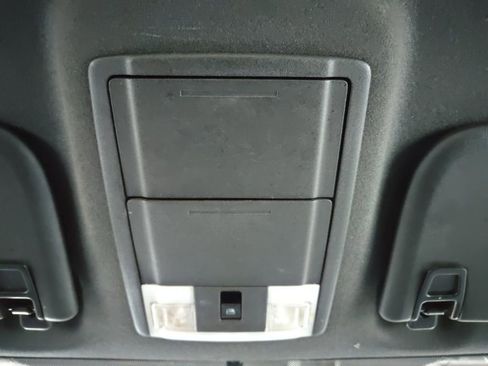 Used 2015 Ford F350 Lariat w/ Lariat Interior Package image 6