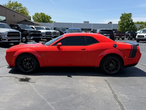 Used 2022 Dodge Challenger R/T Scat Pack RWD image 5