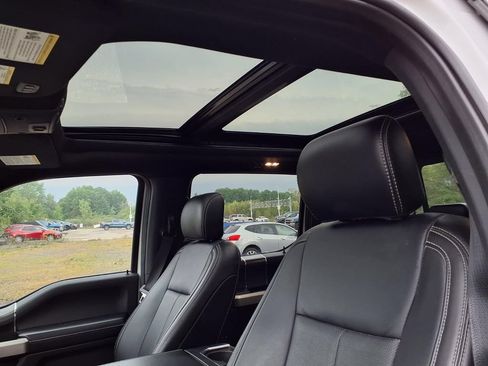 Used 2020 Ford F150 Lariat w/ Equipment Group 502A Luxury AWD/4WD image 14