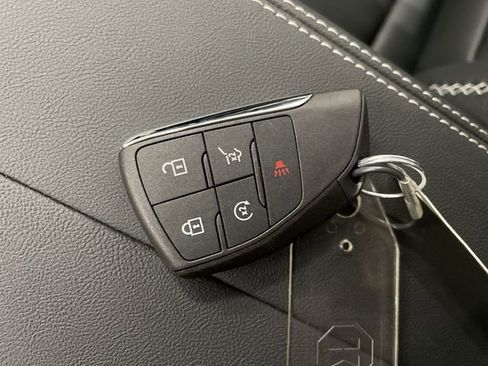 New 2026 GMC Terrain Denali w/ LPO, Floor Liner Package AWD/4WD image 35