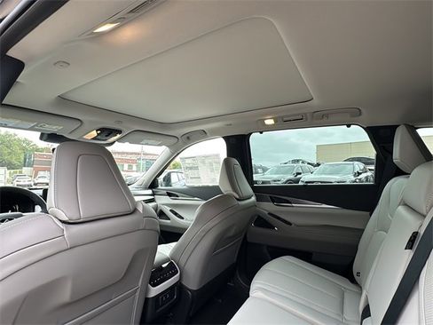 New 2026 INFINITI QX60 Luxe w/ Cargo Package image 15