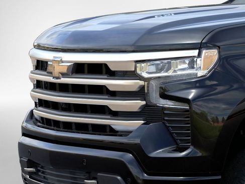 New 2026 Chevrolet Silverado 1500 High Country AWD/4WD image 13