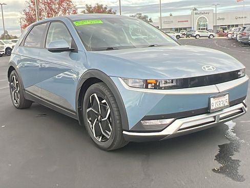 Used 2024 Hyundai Ioniq 5 SEL image 1