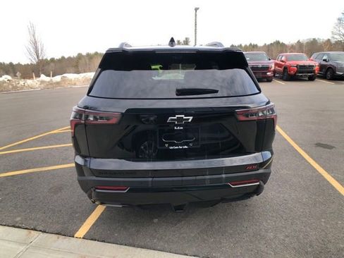 Used 2025 Chevrolet Equinox RS w/ Safety and Technology Package image 5