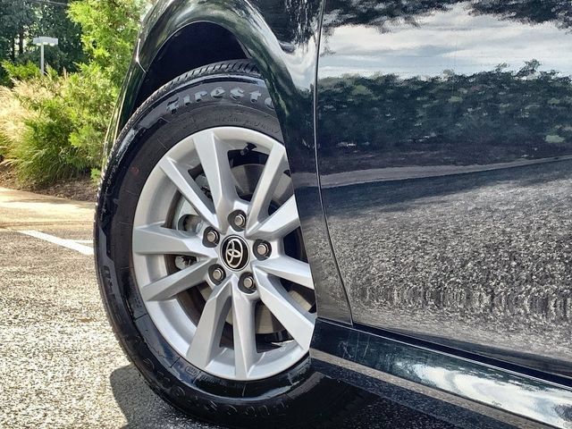 Used 2026 Toyota Camry LE FWD image 41