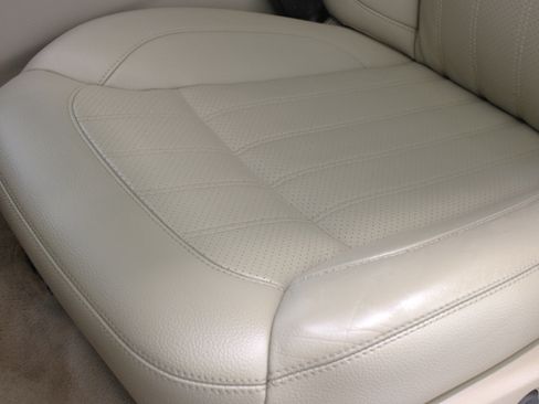 Used 2016 Mercedes-Benz GL 450 4MATIC w/ Premium I Package image 35