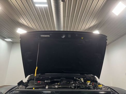 Used 2019 Jeep Wrangler Unlimited Rubicon image 90