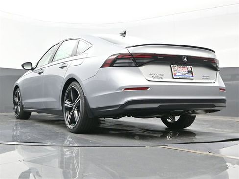 Certified 2025 Honda Accord Sport image 23