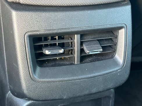 Used 2024 Chevrolet Equinox EV LT FWD image 38