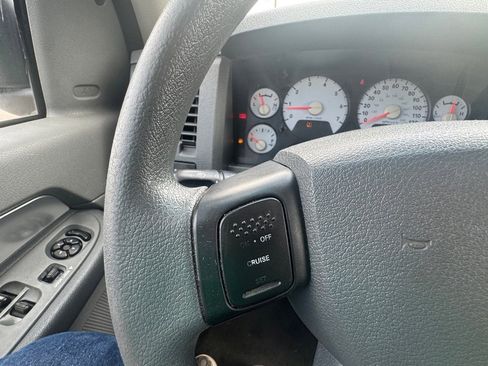 Used 2008 Dodge Ram 1500 Truck SLT image 11