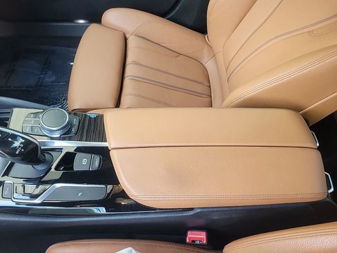 Used 2019 BMW 540i RWD image 24