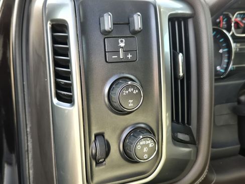 Used 2018 Chevrolet Silverado 2500 LTZ w/ Duramax Plus Package image 24