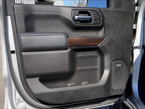 Used 2020 GMC Sierra 1500 SLT image 22